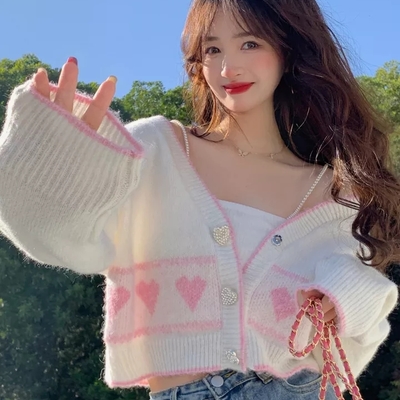 Heart button cropped long sleeve cardigan  - Thumbnail 2