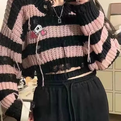 Black & pink striped knit cropped pullover  - Thumbnail 2