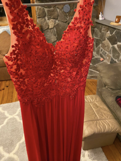 V Neck V Back Red Prom Dresses with Appliques Beaded