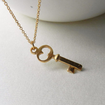 Tiny  gold key necklace 