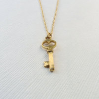Tiny  gold key necklace  - Thumbnail 1