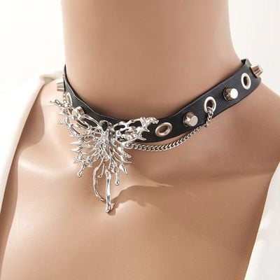 Butterfly Choker