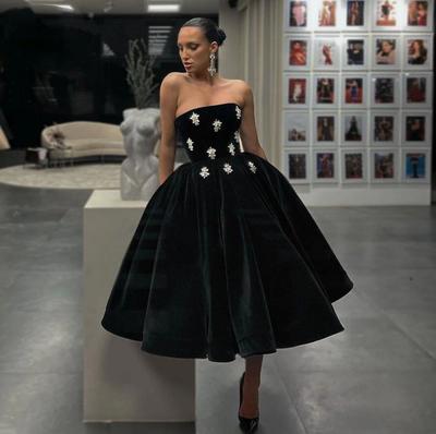 Black Velvet Midi Prom Dresses Strapless Crystals Pleated Velour Formal PartyTea-Length A-Line Evening Gowns
