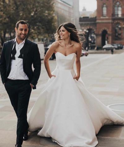 Simple Mermaid Satin Beach Wedding Dresses With Pocket