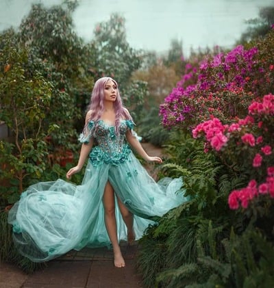 Plus Size Evening Dresses Off-Shoulder Applique Crystals Tulle Split Side Floor Length Party Dress Blue Prom Dresses Ball Gown