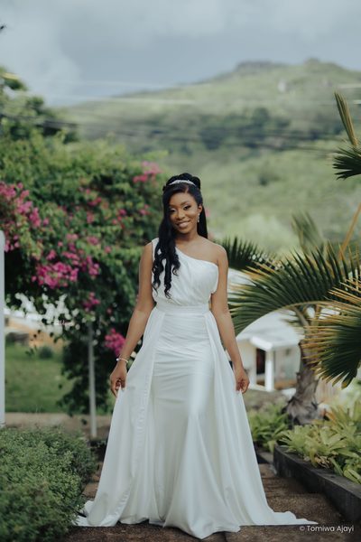 Simple Mermaid One Shoudler Wedding Dress Bridal Gowns