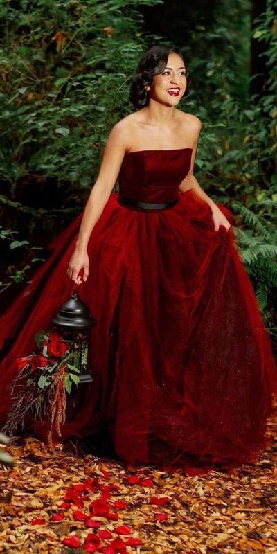 Burdundy Velvet Wedding Dress Stapless Wine Red Wedding Bridal Gowns