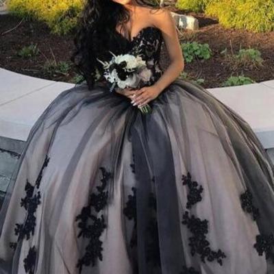 Sweetheart ball gown tulle long prom dress with black lace applique - Thumbnail 2