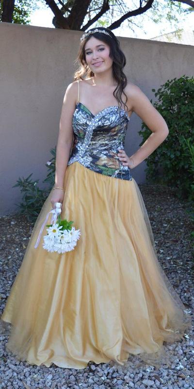 Camo and Yellow Country Wedding Dress Wedding Bridal Gowns