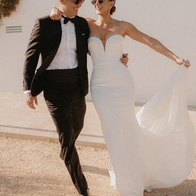 Elegant mermaid sweetheart satin beach wedding dresses - Thumbnail 3