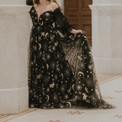 Plus size gold stas and moon black wedding dress bridal gowns