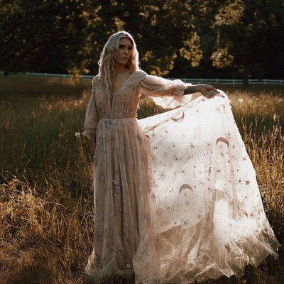 Luxury light champgane a line stars and moon wedding dress bridal gown