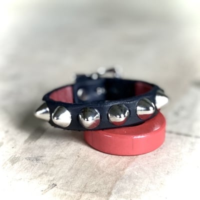 Stamped standard british stud wristband 