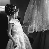 Lace Flower Girls Dresses Weddings V Neck Spaghetti Strap Sequins Appliques Tulle Satin Sweep Train Ivory Pageant Dress For Girls - Thumbnail 1