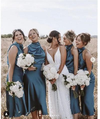  Simple V Neck Lace Beach Wedding Dress Bridal Gown