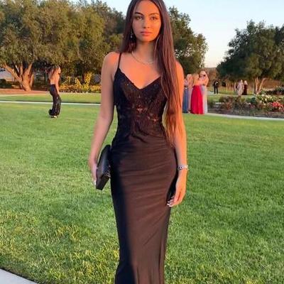 Simple mermaid straps black long prom dress with lace - Thumbnail 3