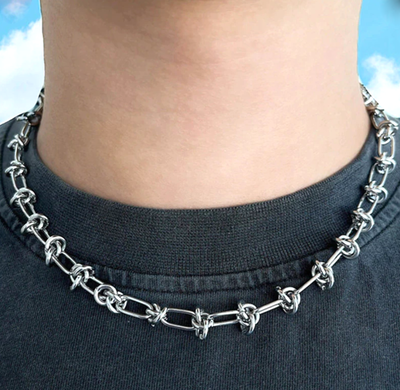 Free Shipping-BARBED NECKLACE