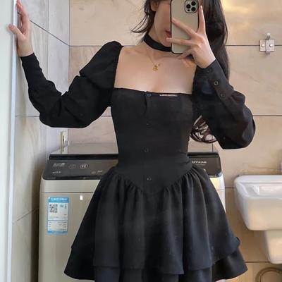 Black vintage long sleeve mini dress - Thumbnail 4