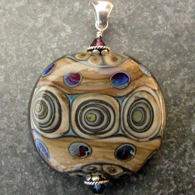 Purple blue on fossil flameworked pendant - Thumbnail 2