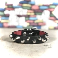 Staggered 1-Row Short British Stud Wristband - Thumbnail 3