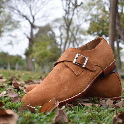Top trendy men's brown hand stitch single monk strap shoes, formal wear shoes