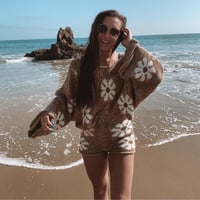 Floral Knit Long Sleeve Pullover + Shorts - Thumbnail 7