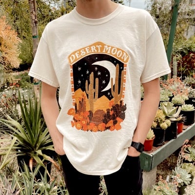 Desert moon tee