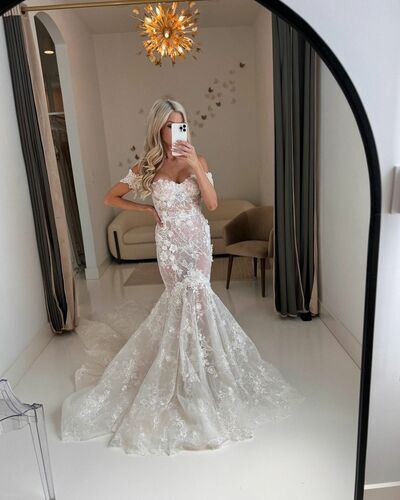 Stunning Mermaid Off the Shoulder Lace Appliques Wedding Dresses 2023