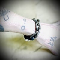 Biggie-Sized Hard-Chain wristband - Thumbnail 8