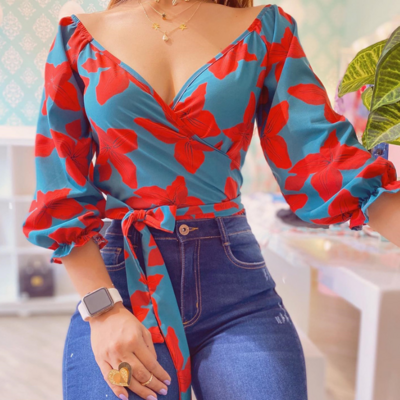 Elegant temperament floral top