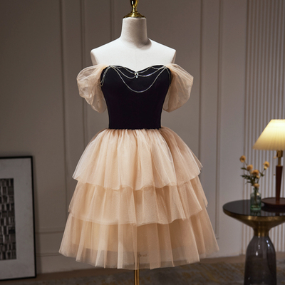 Black velvet and champagne tiered tulle short prom dress - Thumbnail 2