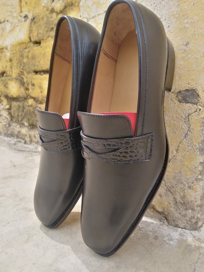 Latest Men's Hand Stitch Black Moccasin Loafer Genuine Leather Formal Shoes