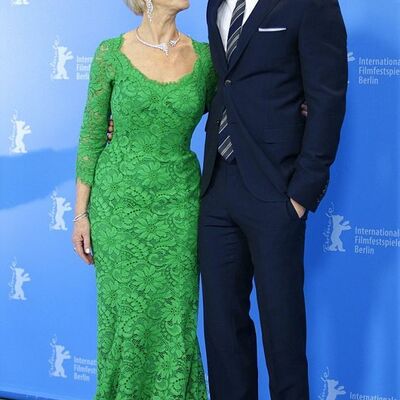 Green lace mermaid mother of bride and groom dress evening dress