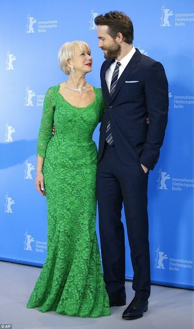 Green Lace Mermaid Mother of Bride and Groom Dress Evening Dress