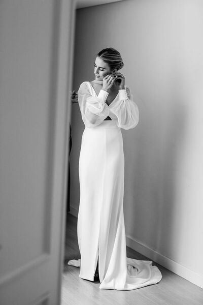 Simple Mermaid Long Sleeve Wedding Dress Bridal Dress