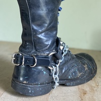 Studs & Chains Bootstrap (x1) - Thumbnail 1