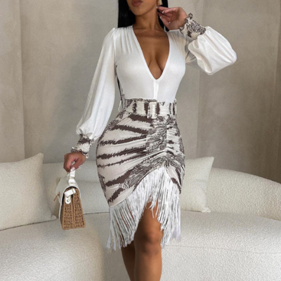 V-neck sexy long sleeved white dress