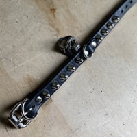 1-row short british studs lil’ d-ring wristband - Thumbnail 8