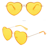 LOVE HEART SUNGLASSES - Thumbnail 7