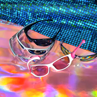 Y2K SUNGLASSES - Thumbnail 2