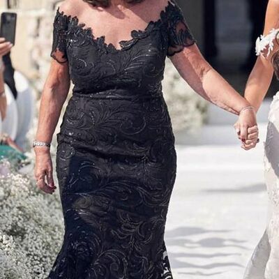 Plus size mermaid black lace mother of the bride/groom dress
