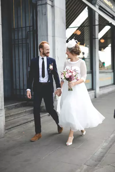 Simple Chiffon Half Sleeve Tea-length Wedding Dress Bridal Gown