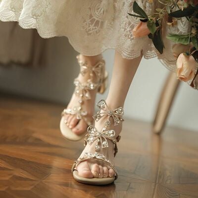 Fashion Crystal Bowknot Heeled Sandals