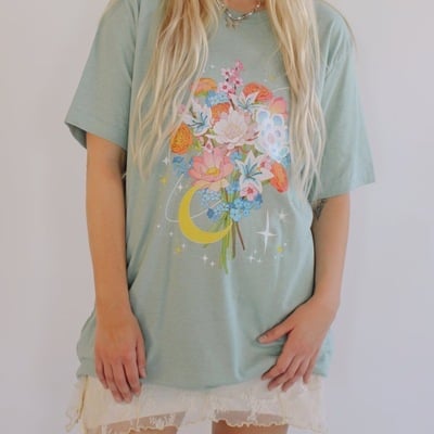 Rainbow dew tee
