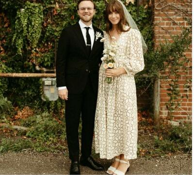 Elegant Lace Long Sleeve Wedding Dress Bridal Gown