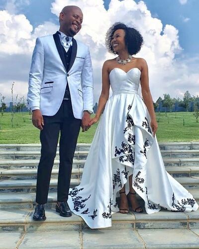 Simple Ball Gown Black Appliques Lace African Wedding Dress Bridal Dress