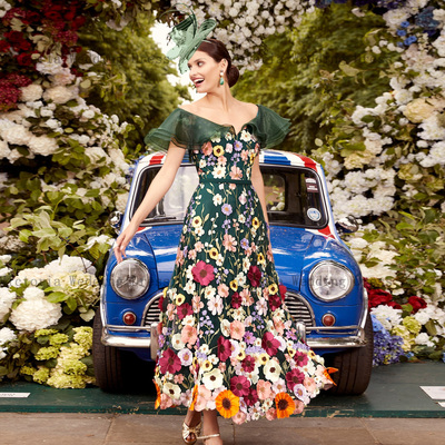 Exquisite Flowers Mother of the Bride Dresses O Neck Short Sleeves Wedding Party Gowns A-Line Ankle-Length 