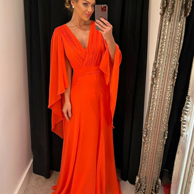 Classic long sleeve pleated mother of the bride dresses a-line chiffon floor length v-neck wedding party dresses for women