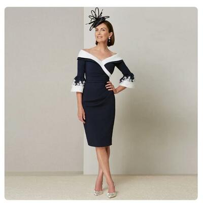 Elegant mother of the bride dresses for wedding off shoulder applique trumpet sleeves knee length short groom mom formal gown