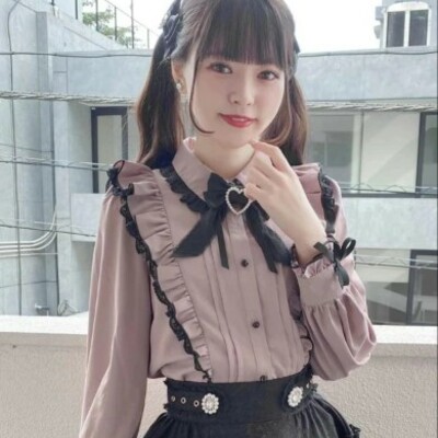Kawaii long sleeve chiffon and lace flare blouse - Thumbnail 4